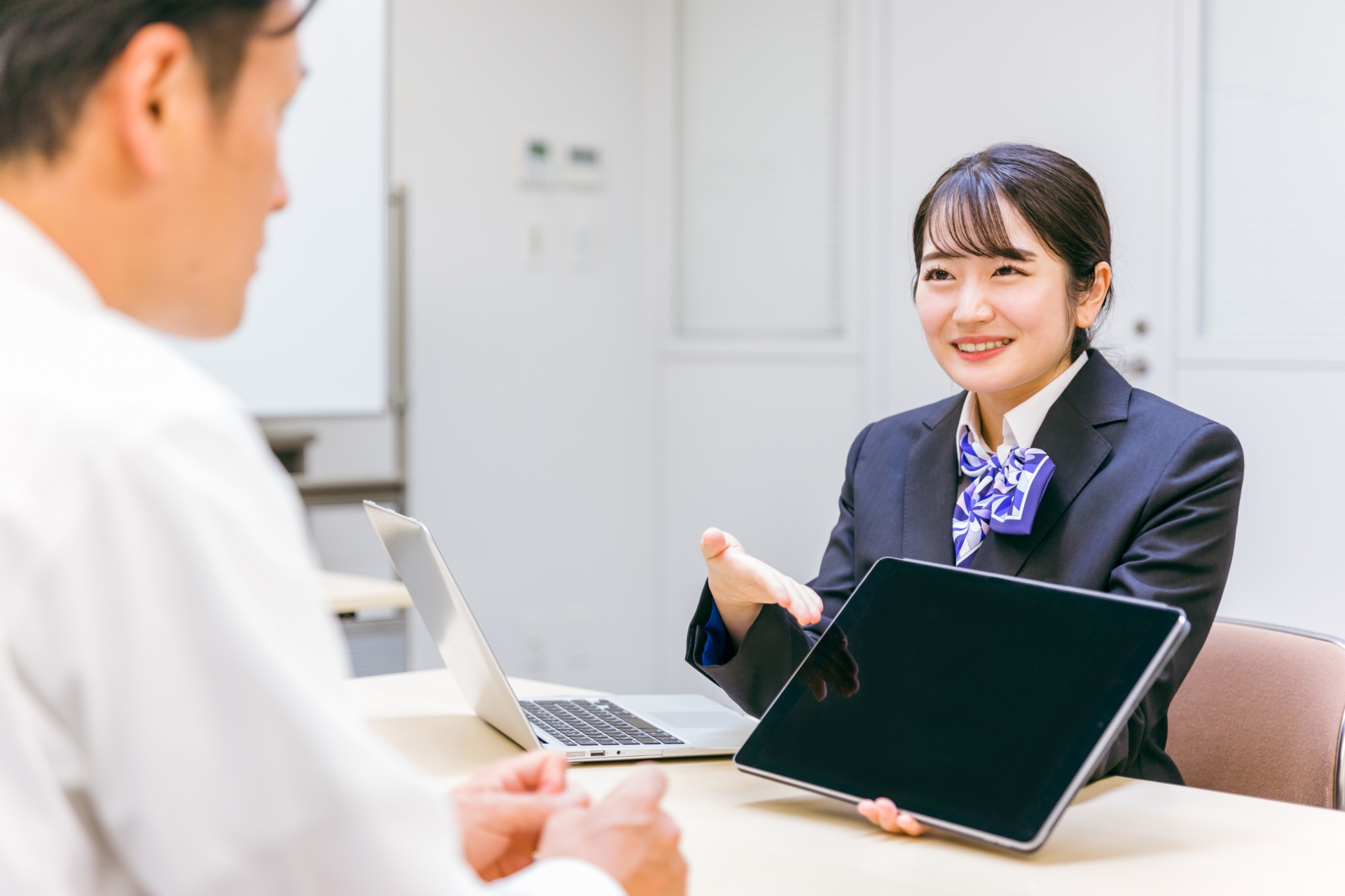 法定福利厚生と法定外福利厚生とは？おすすめの福利厚生制度も紹介