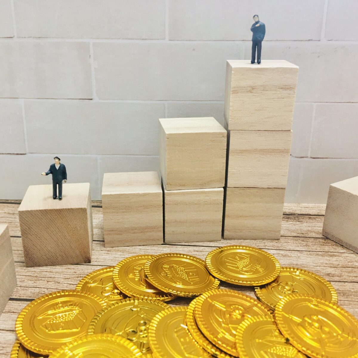 確定拠出年金企業型で掛金の上乗せは可能？メリット・デメリットも併せて解説