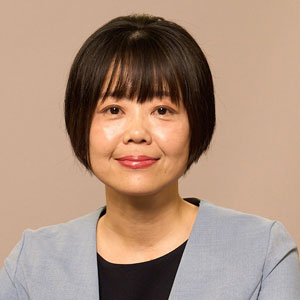 内田 英子